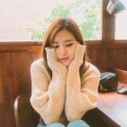 180621 roses_are_rosie photos beforedyeing my hair red_1